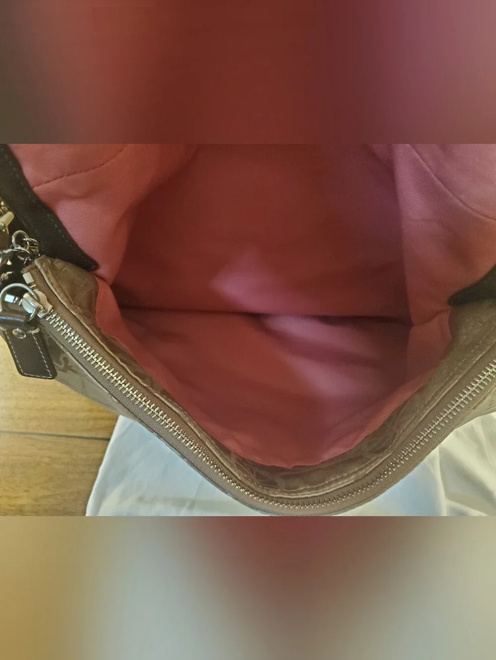 COACH VINTAGE HORSE & CARRIAGE FLAP SHOULDER BAG IN PERFECT LIKE NEW CONDITION!!